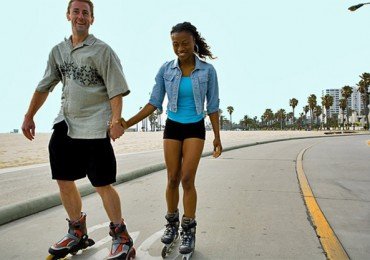 How to rollerskate for beginners?